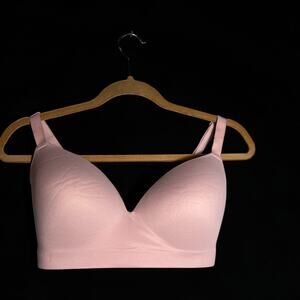 Soma Enbliss Wireless Bra 36 DD Comfortable Lifting Support. Soft. Adjustable